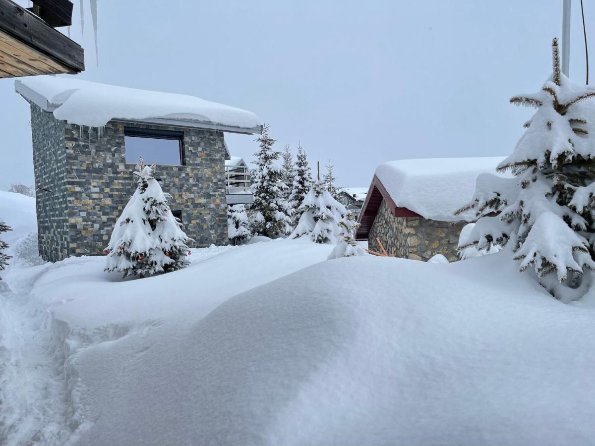 Villa 80 Kodra E Diellit テトヴォ エクステリア 写真