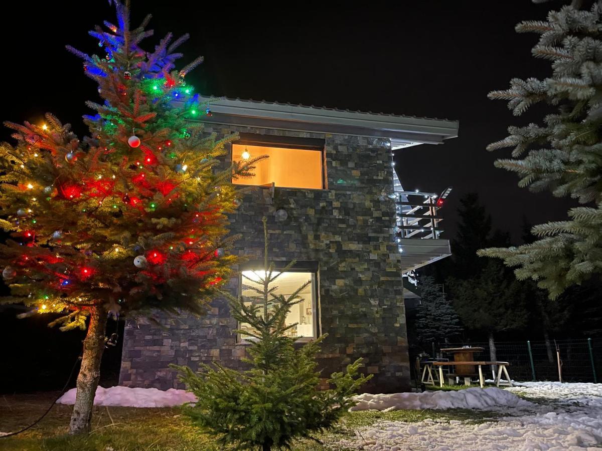 Villa 80 Kodra E Diellit テトヴォ エクステリア 写真